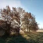 Aux Bois D'en Temps Lunas (Dordogne)